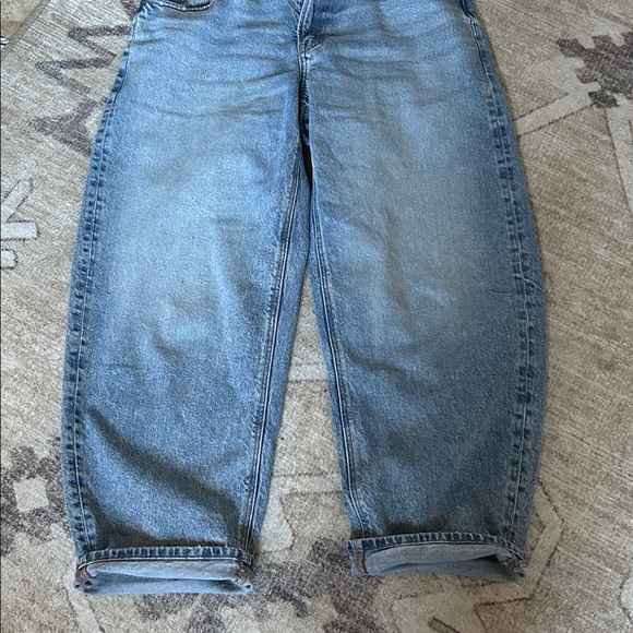 Sold out! AE Barrel Jeans Size 6 Boyfriend Mid Rise - Picture 10 of 13